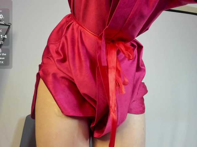 Emily-relish's BongaCams show and profile