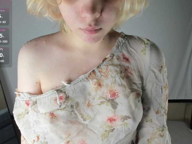 Emily-relish's BongaCams show and profile