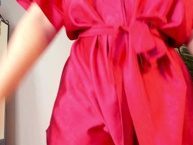 Emily-relish's BongaCams show and profile