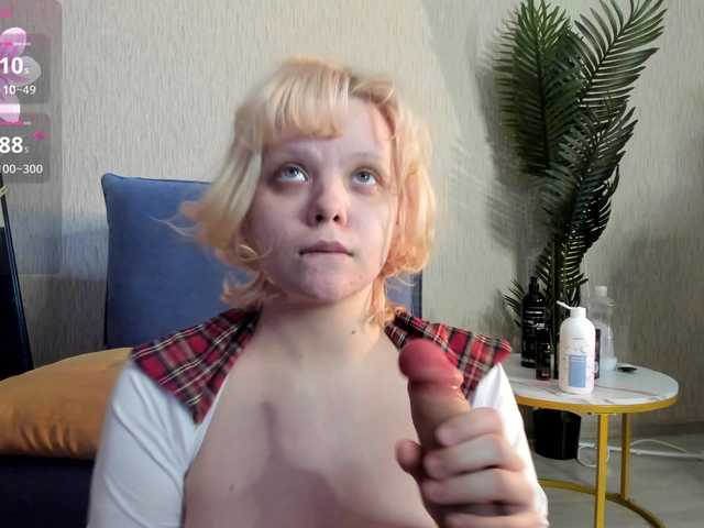 Emily-relish's BongaCams show and profile