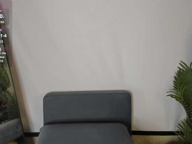 Emily-relish's BongaCams show and profile