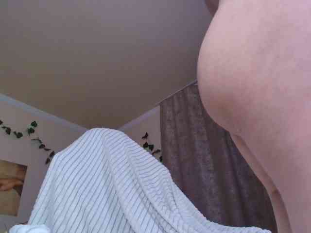 Emily-relish webcam