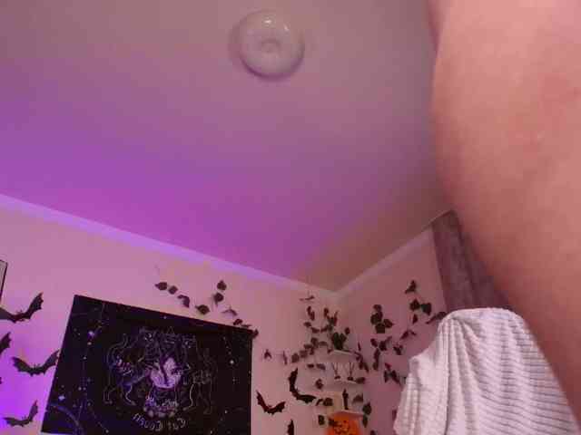 Emily-relish webcam