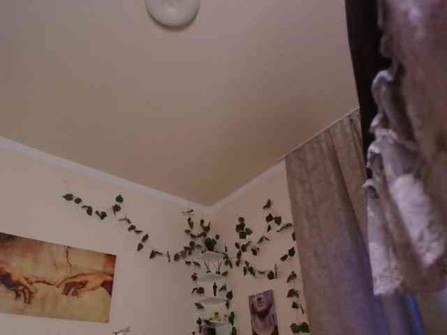 Emily-relish webcam