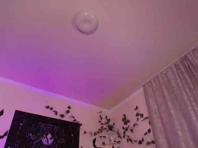 Emily-relish webcam