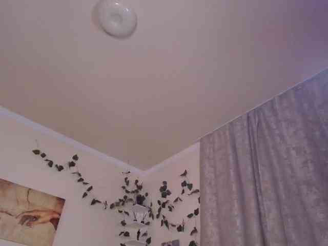Emily-relish webcam
