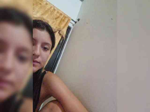 SussiandMate0 webcam