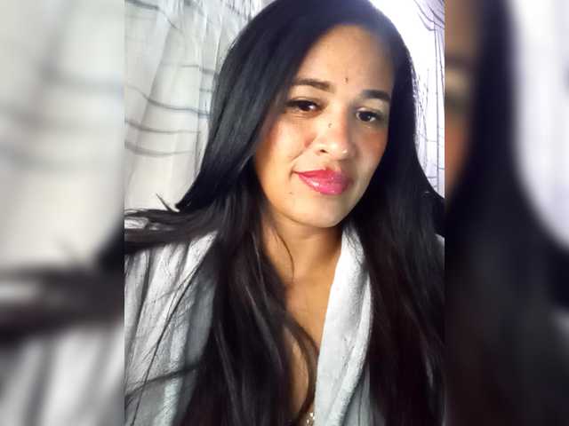 Letty33's BongaCams show and profile