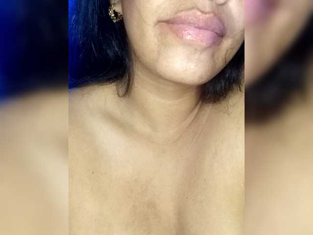 Letty33's BongaCams show and profile