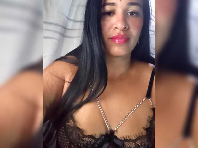 Letty33 from BongaCams is Freechat