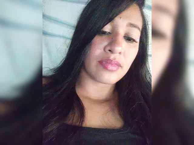 Letty33 webcam