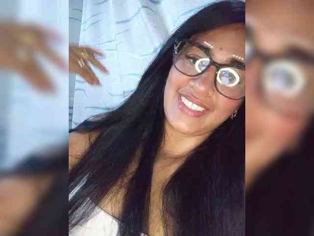 Letty33 webcam