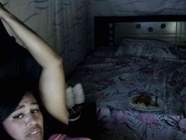 Letty33 webcam