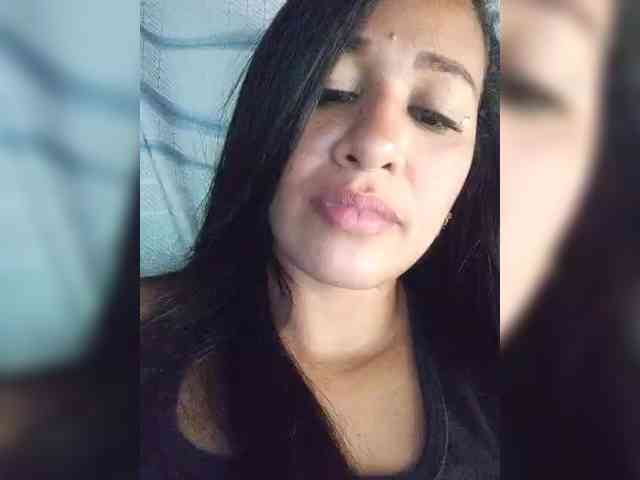 Letty33 webcam