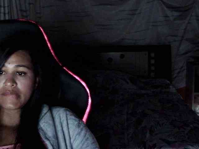 Letty33 webcam