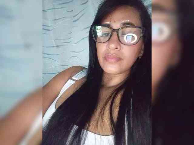 Letty33 webcam