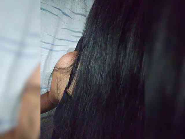 Letty33 webcam