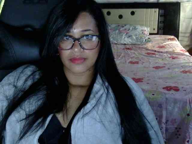 Letty33 webcam