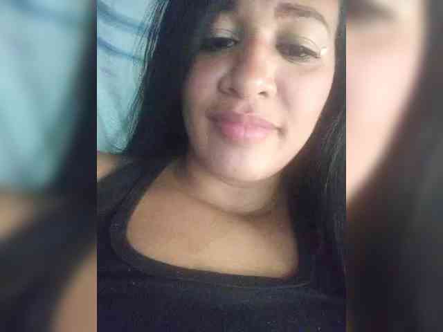 Letty33 webcam
