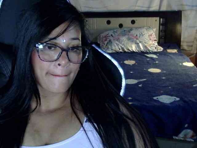 Letty33 Live Webcam on BongaCams