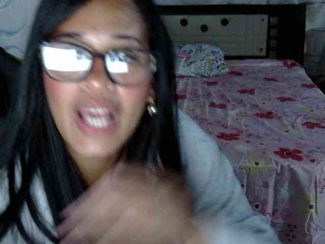 Letty33 webcam