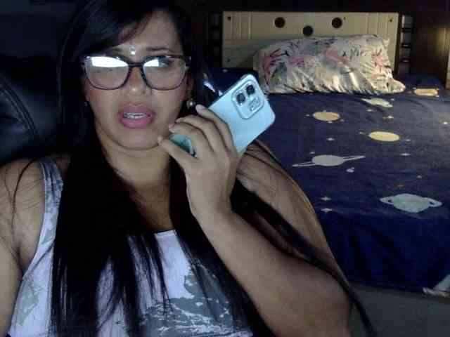 Letty33 webcam