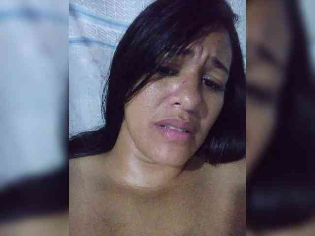 Letty33 webcam
