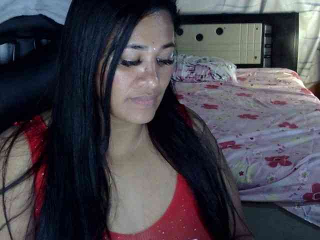 Letty33 webcam