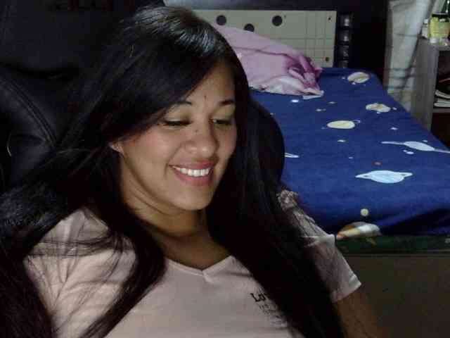 Letty33 webcam