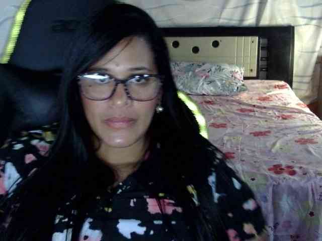 Letty33 webcam