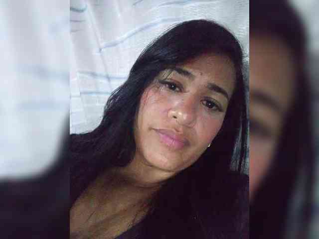 Letty33 webcam