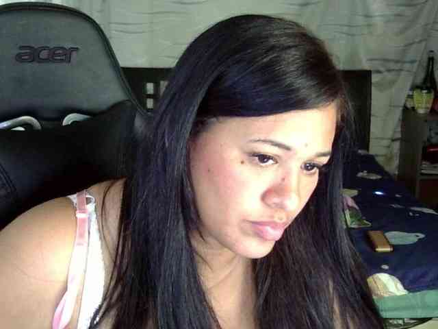 Letty33 webcam