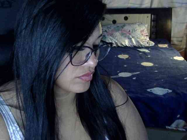 Letty33 webcam