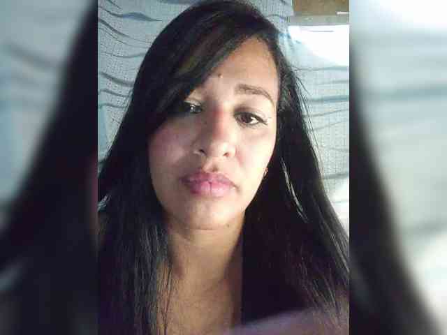 Letty33 webcam