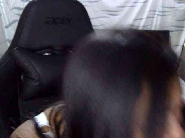 Letty33 webcam