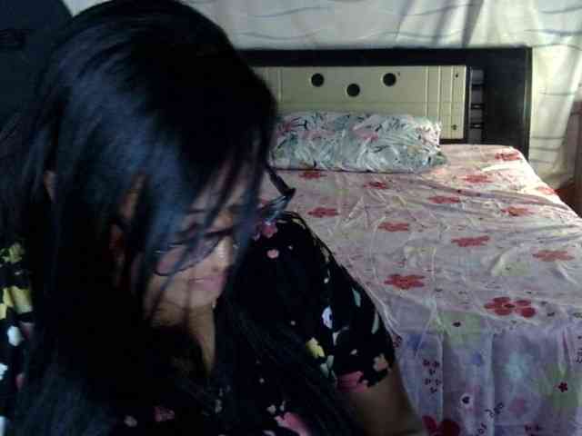 Letty33 webcam