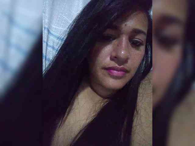 Letty33 webcam