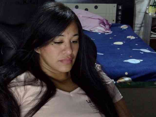 Letty33 webcam