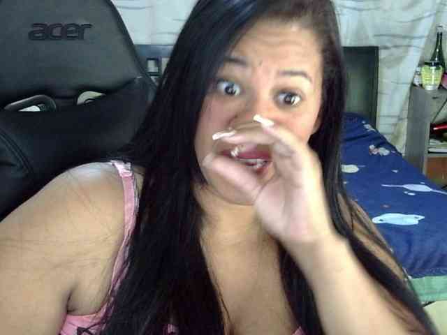 Letty33 webcam