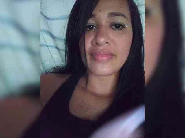 Letty33 webcam