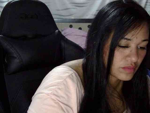 Letty33 webcam