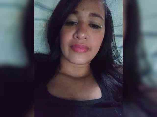 Letty33 webcam