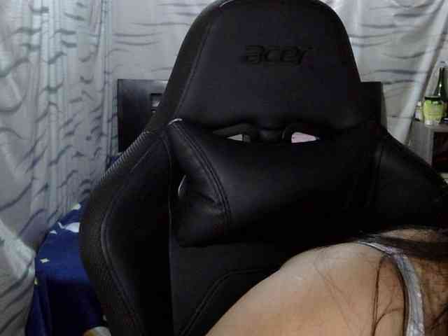 Letty33 webcam