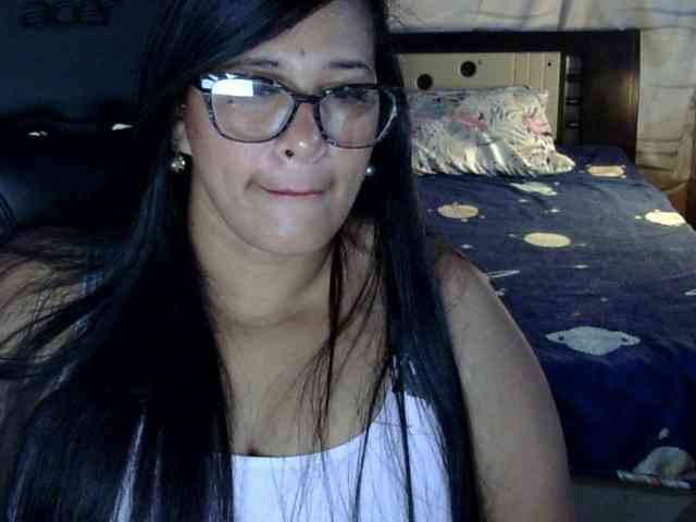 Letty33 webcam