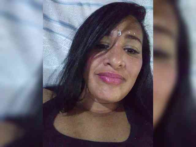 Letty33 webcam