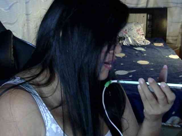 Letty33 webcam