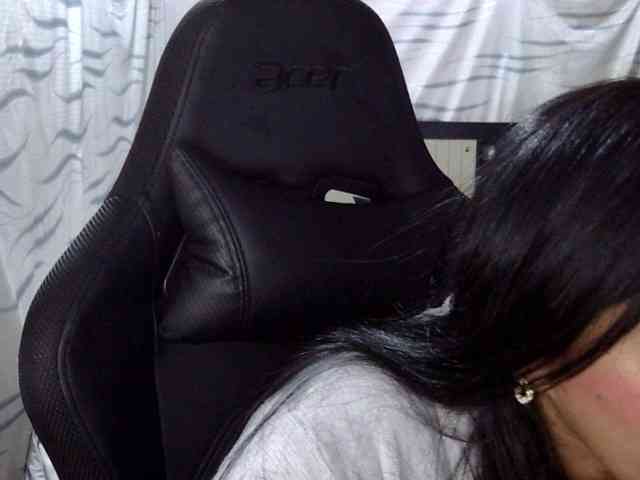 Letty33 webcam