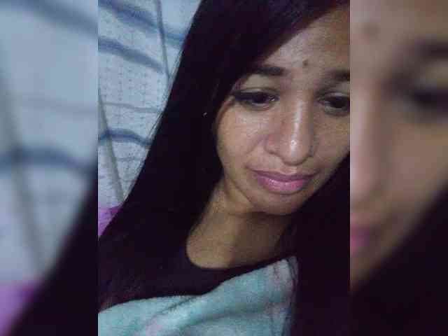 Letty33 webcam
