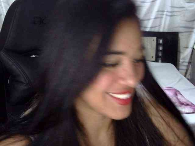 Letty33 webcam