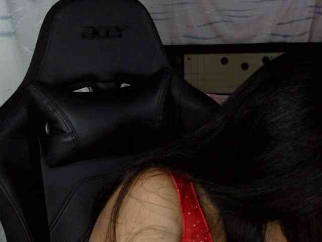 Letty33 webcam